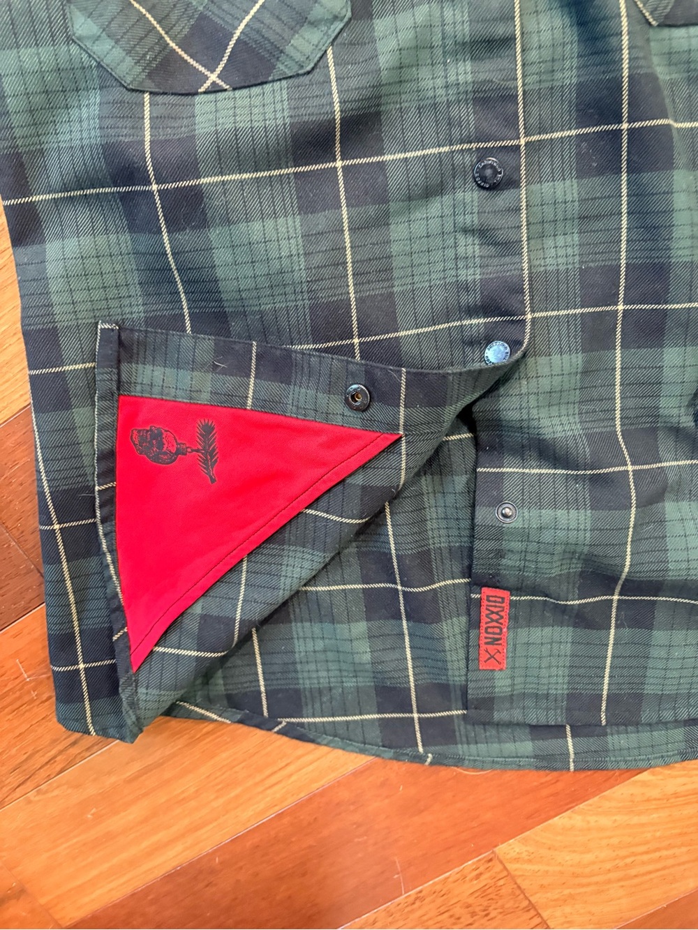 DIXXON Womens “The Ornament” Dark Green Plaid Button-Front Flannel Shirt medium - Picture 3 of 5